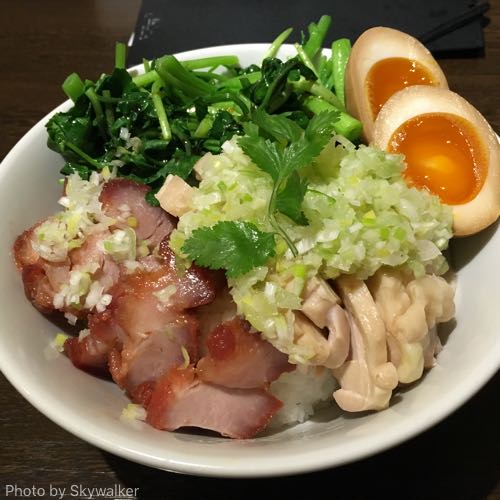 【食べ物・お店】沖縄でナンバーワン中華：辛くて食べられないけどおいしい？！